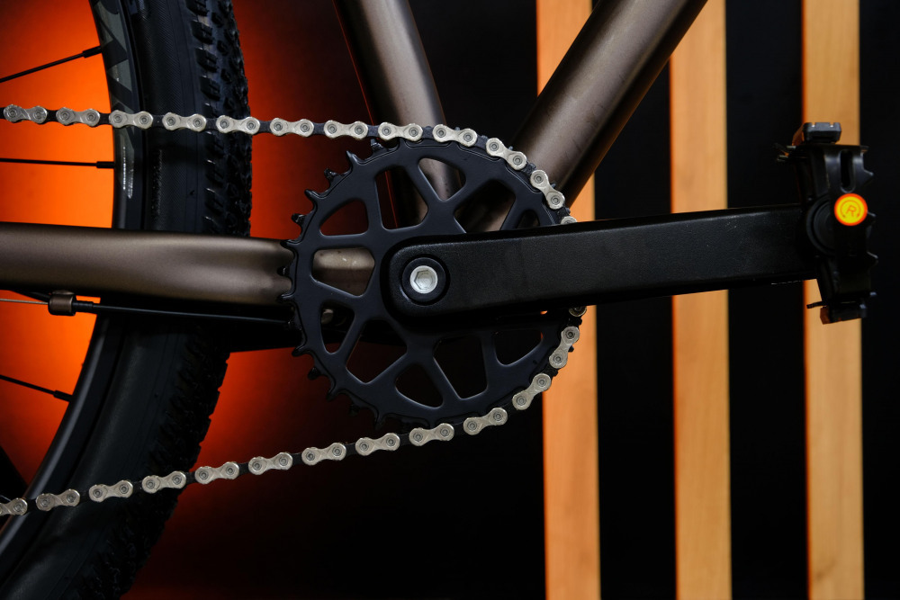 LORAK Sel 9550 Матовый Чёрный рама 19 (на рост 171-182)